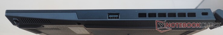 Lado direito: USB-A 3.2 Gen1, Fechadura Kensington