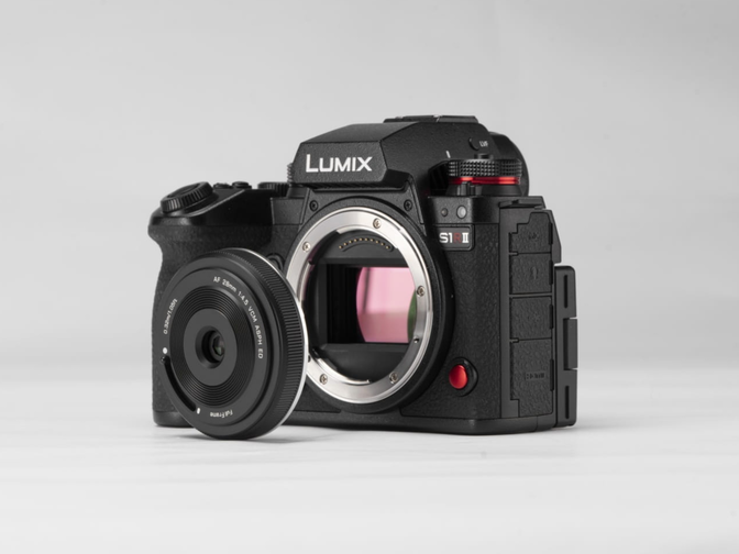 Lançamento da lente Viltrox AF 28 mm F4.5 Chip L por US$ 99: 13 mm