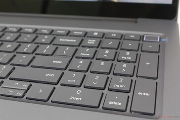 O teclado numérico integrado pode ser desejável para aplicativos de estação de trabalho