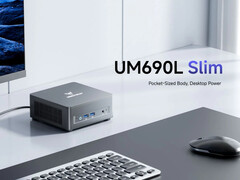 O Minisforum UM690L Slim pode ser alimentado por sua porta USB4. (Fonte da imagem: Minisforum)