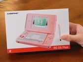 O Anbernic RG DS Plus será enviado em uma caixa que exibe a cor do dispositivo portátil.