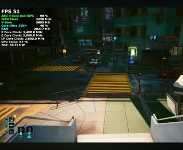 Cyberpunk 2077 em execução no mini PC Intel Core Ultra 7 356H a 51 FPS