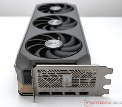 A RTX 5070 Ti Super deve lançar mais VRAM do que a RTX 5070 Ti mostrada aqui (fonte da imagem: Notebookcheck)