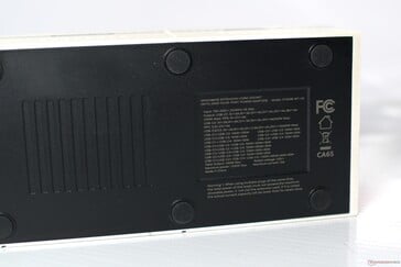 As classificações de potência e as combinações de potência da porta USB-C também estão listadas na parte inferior do Moonbase.