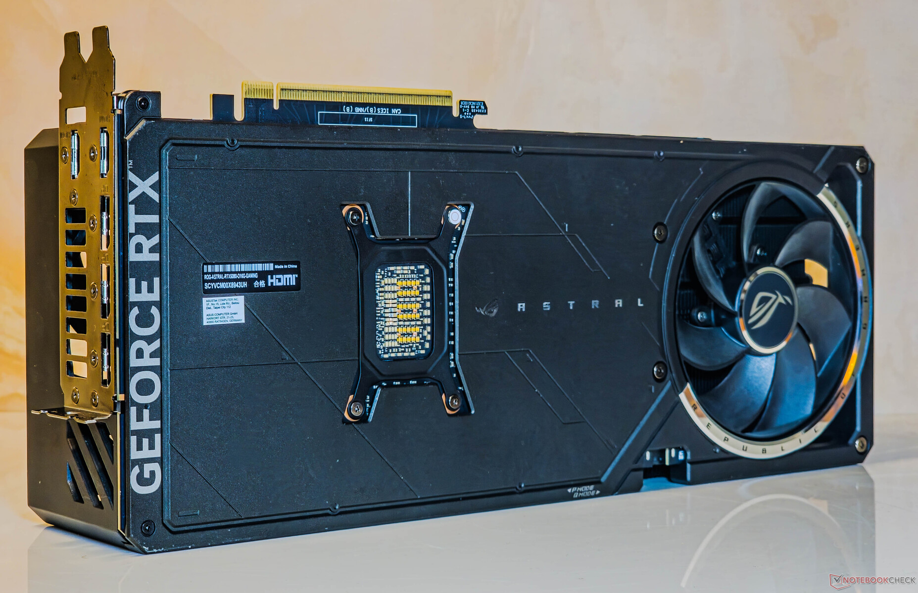 Análise da Asus ROG Astral GeForce RTX 5080 OC Edition: Linda