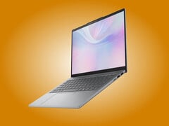 O IdeaPad Slim 5 14ARP10 deverá, eventualmente, estar disponível em mais cores além da opção “Luna Grey” mostrada aqui.