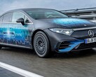 Um protótipo do EQB com alcance de 750 milhas a partir de uma bateria de estado sólido. (Fonte da imagem: Mercedes-Benz)