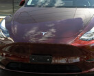 Giga Berlin Model Y na nova cor Midnight Cherry Red (imagem: Vision E Drive/YT)