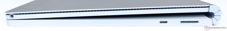 Right side: 3.5 mm jack connector (tablet), 1x USB 3.2 Gen2 Type-C (keyboard dock), surface connector (keyboard dock)