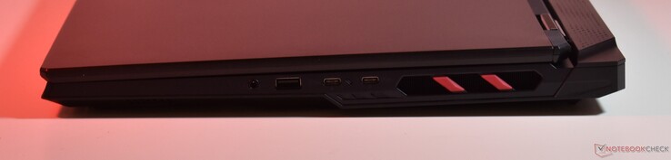 direita: Áudio de 3,5 mm, USB A 3.2 Gen 1, 2x Thunderbolt 4