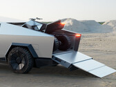 Há uma chance muito pequena de que o Cyberquad seja lançado com o Cybertruck. O mais provável é que ele siga a picape elétrica por alguns meses, no mínimo. (Fonte da imagem: Tesla)