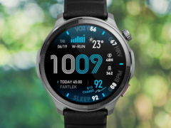 O Amazfit Balance 2 XT (foto) não suporta mergulho autônomo como o smartwatch original. (Fonte da imagem: Best Buy, editado)