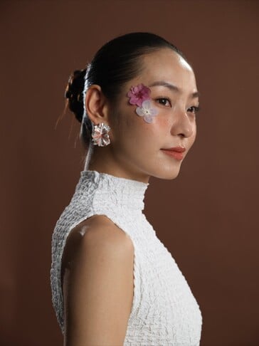 Uma foto de 100 MP da Hasselblad X2D II 100C, em escala, publicada no Weibo.
