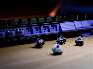 Armazenamento embutido para os nove interruptores magnéticos.