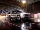 O Ford F-150 2022 Lightning pode ter uma capacidade de até 131kWh de bateria. (Fonte de imagem: Ford)