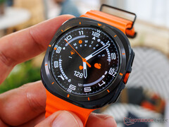O Galaxy Watch Ultra parece ser a base para os designs do Galaxy Watch8 e do Galaxy Watch8 Classic. (Fonte da imagem: Notebookcheck)
