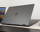O HP OmniBook X Flip 16 faz muitas coisas certas quando comparado com seus concorrentes imediatos (Fonte da imagem: Notebookcheck)
