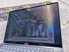 Ao ar livre sob luz solar direta