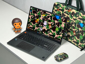 Análise do Asus VivoBook S15 OLES BAPE Edition