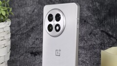 O 13R. (Fonte da imagem: Notebookcheck)