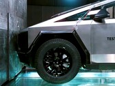 A Tesla já havia anunciado os testes de colisão do Cybertruck, mas ainda não vimos os resultados dos testes e provavelmente não veremos até depois da data de lançamento. (Fonte da imagem: Tesla on X)