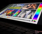LG trabalhando em telas dobráveis Apple MacBook OLED, para fornecer à HP uma tela de 17 polegadas de 4K para laptop que se dobra em um equipamento de 11 polegadas
