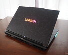 Extravagante, não apenas em termos de hardware: Lenovo Legion 9 18. (Fonte da imagem: Notebookcheck)
