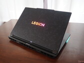 Extravagante, não apenas em termos de hardware: Lenovo Legion 9 18. (Fonte da imagem: Notebookcheck)