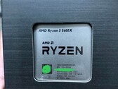 AMD Ryzen 5 5600X parece ameaçar a hegemonia do Core i9-10900K em cargas de trabalho de uma única linha. (Fonte de imagem: @GawroskiT no Twitter)