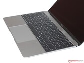Com o advento do Apple Silicon, muitos esperavam um renascimento do MacBook de 12 polegadas.