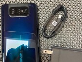 O Asus Zenfone 7. (Fonte: @techdroider)