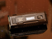 Lanterna EDC37 da Nitecore (Fonte da imagem: Andreas Sebayang/Notebookcheck)