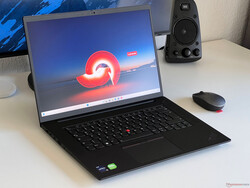 Análise do Lenovo ThinkPad P1 G6. Dispositivo de teste fornecido pelo senhor: