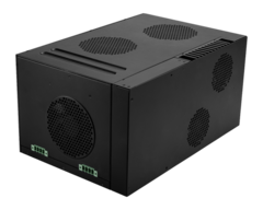 O gabinete é grande o suficiente para acomodar três placas PCIe, mas também é compacto e robusto. (Fonte da imagem: MSI)