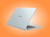 O IdeaPad Vibe 15 numa das suas várias cores de lançamento.