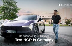 Testes no trânsito da cidade de Munique: o CEO da Xpeng, He Xiaopeng, demonstra o novo sistema Next Generation Pilot (NGP) no Xpeng L03.