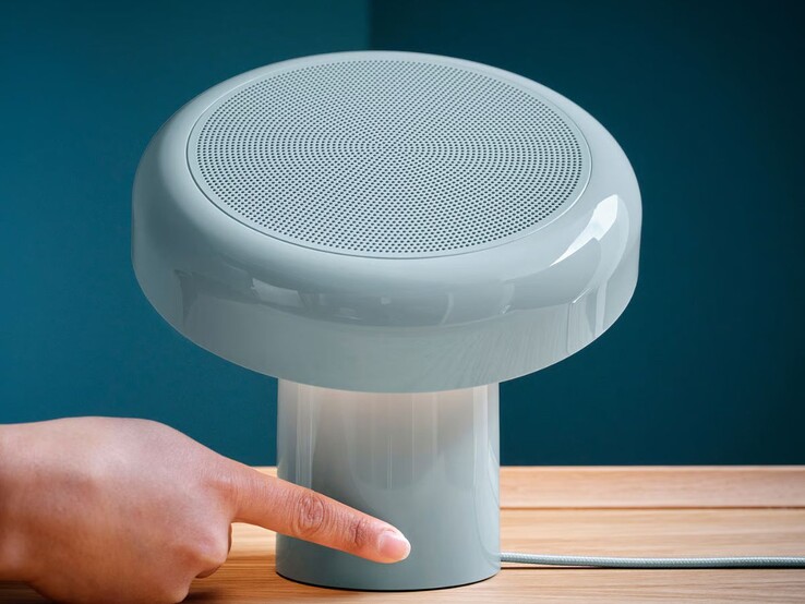 A lâmpada com alto-falante Bluetooth Blomprakt da IKEA. (Fonte da imagem: IKEA)