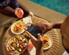 Os usuários do Oura Ring podem enviar fotos de seus alimentos para o aplicativo da marca para ajudá-los a entender sua saúde metabólica. (Fonte da imagem: Oura)