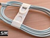 O iPhone 15 virá com um cabo USB-C trançado (imagem via Majin Bu no Twitter)