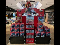 Display de varejo do Nintendo Switch 2 na França (Fonte da imagem: conta LCleunay_JV X)