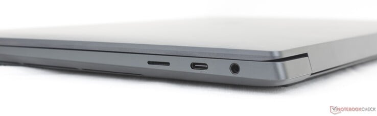 Direita: leitor de cartão microSD, USB-C 4.0 com Thunderbolt 4 (40 GBit/s, modo DisplayPort-ALT, Power Delivery), áudio de 3,5 mm