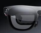 Close-up dos óculos Xreal Aura, mostrando a câmera e o visor micro-OLED.