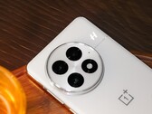 O OnePlus 13 (Fonte da imagem: Zhou Jiahuiang)