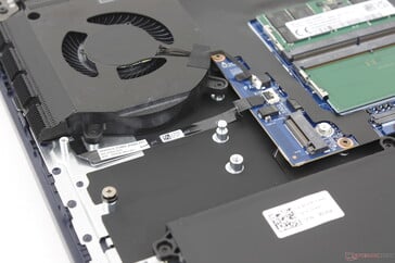 Slot de expansão secundário M.2 2280 PCIe4 para adicionar outro SSD