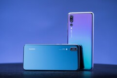 O P20 e o P20 Pro estão recebendo novas atualizações na Europa. (Fonte da imagem: Huawei)