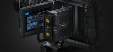 O Ursa grava em módulos de mídia Blackmagic de 8 TB a taxas de até 4 GB/s no modo 12K. (Fonte: Blackmagic)