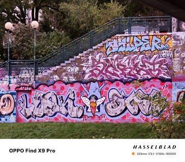 Oppo Find X9 Pro com zoom de 10x sem lente tele.