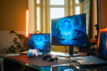 Para operar o painel QHD de 240 Hz do Alienware AW2726DM não é necessário hardware de desktop de ponta, o que o torna uma atualização de alta velocidade acessível para notebooks para jogos.