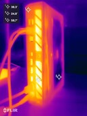 Teste de estresse do Asus ROG NUC 15 (traseira)