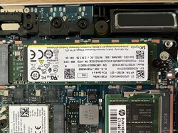 SSD M.2 2280 substituível (PCIe 4.0)